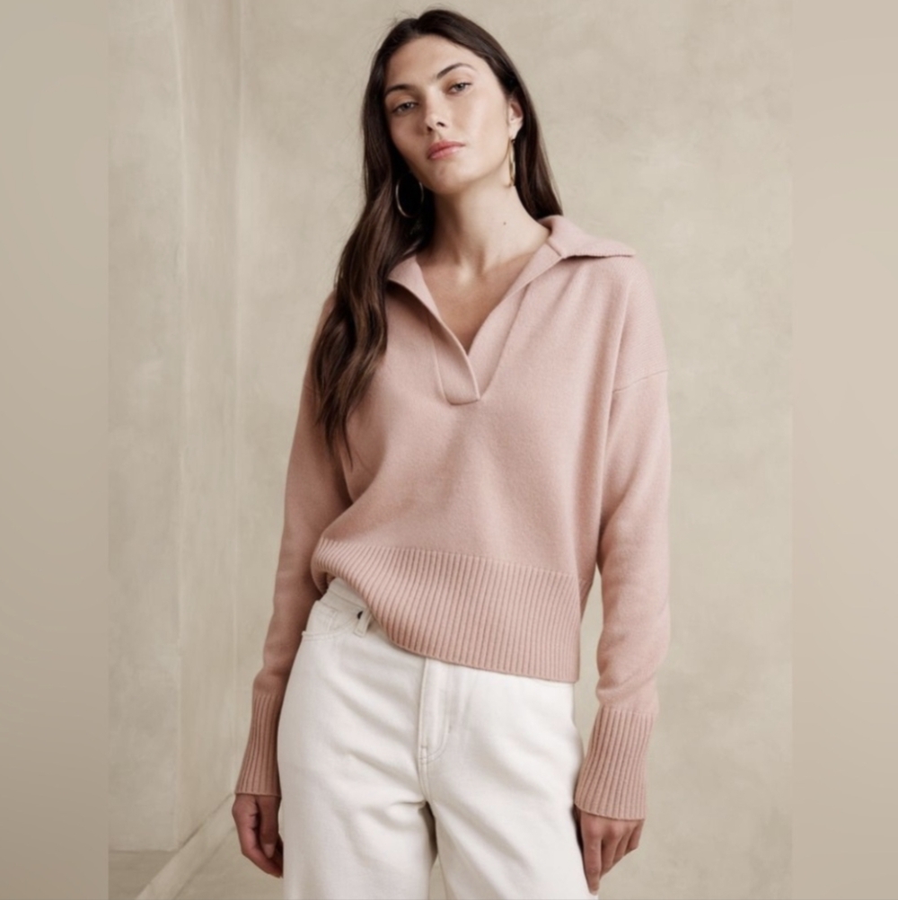 Banana Republic V Neck Cashmere Johnny Collar Sweater